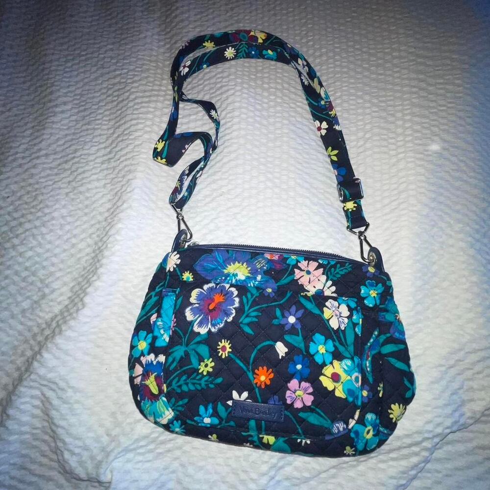 Floral Vera Bradley Crossbody Purse/Bag